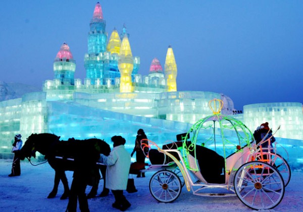 Lễ hội Băng Đăng cực hoành tráng ở Trung Quốc