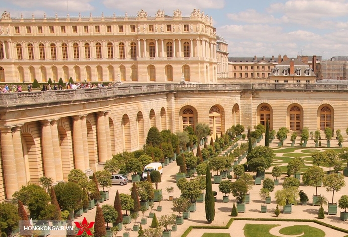 cung dien Versailles